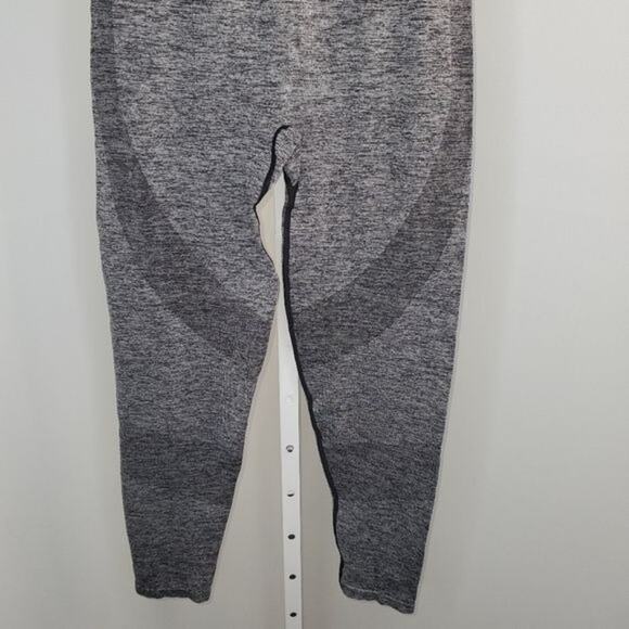 Victoria Secret PINK Seamless Workout TIGHT Size Large - Picture 14 of 15